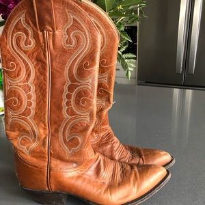 Vintage Brown cowboy boots